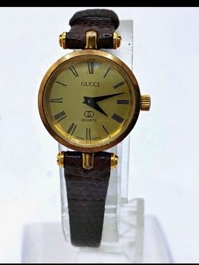 Vintage Gucci Swiss Quartz Women's watch circa 1980’s-1990’s